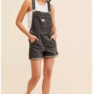 Levi's Black Denim Overalls Relaxed Fit / Shorts